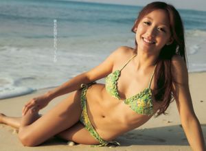 Atsuko Maeda Azusa Togashi Rina Koike Cica Zhou no3b Yuko Shoji [Weekly Playboy] 2010 nr 18 Zdjęcie