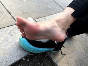 [Welfare COS] An Qiao Qiaoer (Nia Qiao Qiao) No.002 Outdoor bare feet