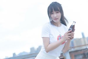 [Net Red COSER Photo] Anime blogger doet zijn staart af Mizuki - Cola JK