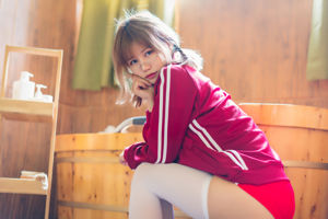 [Net Red COSER] Blogger anime Chiyo Ogura w - baju olahraga merah