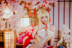 [COS Welfare] Anime Blogger Jiuqu Jean - Glorious Chinese New Year Kimono