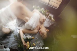 [尤蜜荟YouMi] Shen Mengyao - White Light Familiar Dream