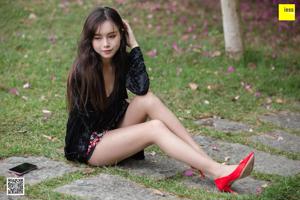 Model Xiao Yu "Xiao Yu in the Flowers" [异思趣向IESS] Beautiful legs
