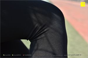 Silk Foot Bento 182 Cicho „Przez ciało” pokusa grubego czarnego jedwabiu [IESS 异 思 趣向]