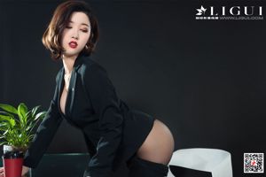 Xiao Xiao "Pie de seda seductor de seda negra" [丽 柜 Ligui] Belleza de Internet