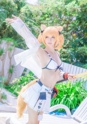 [Foto cosplay] blogger hewan peliharaan lucu ikan mas yui - baju renang kosong