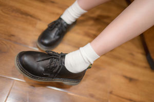 [Qinglan Movie] VOL.005 Белые хлопковые носки с японскими ногами