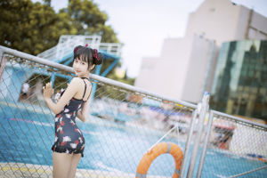 [Film Meow Candy] VOL.239 Mianmian Strawberry Swimsuit