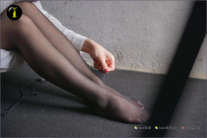 [IESS Pratt & Whitney Collection] 008 Model Fan Meimei „Fan Meimei trägt Socken“