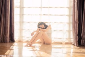 "Maillot de bain blanc au soleil" [Miaotang Yinghua] VOL.099