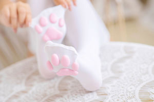 【コスプレ写真】ロリータ神洛坂まふゆのおかえり-白い絹の猫の足